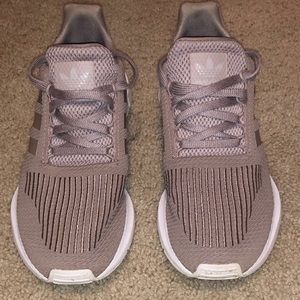 Adidas Swift Runs